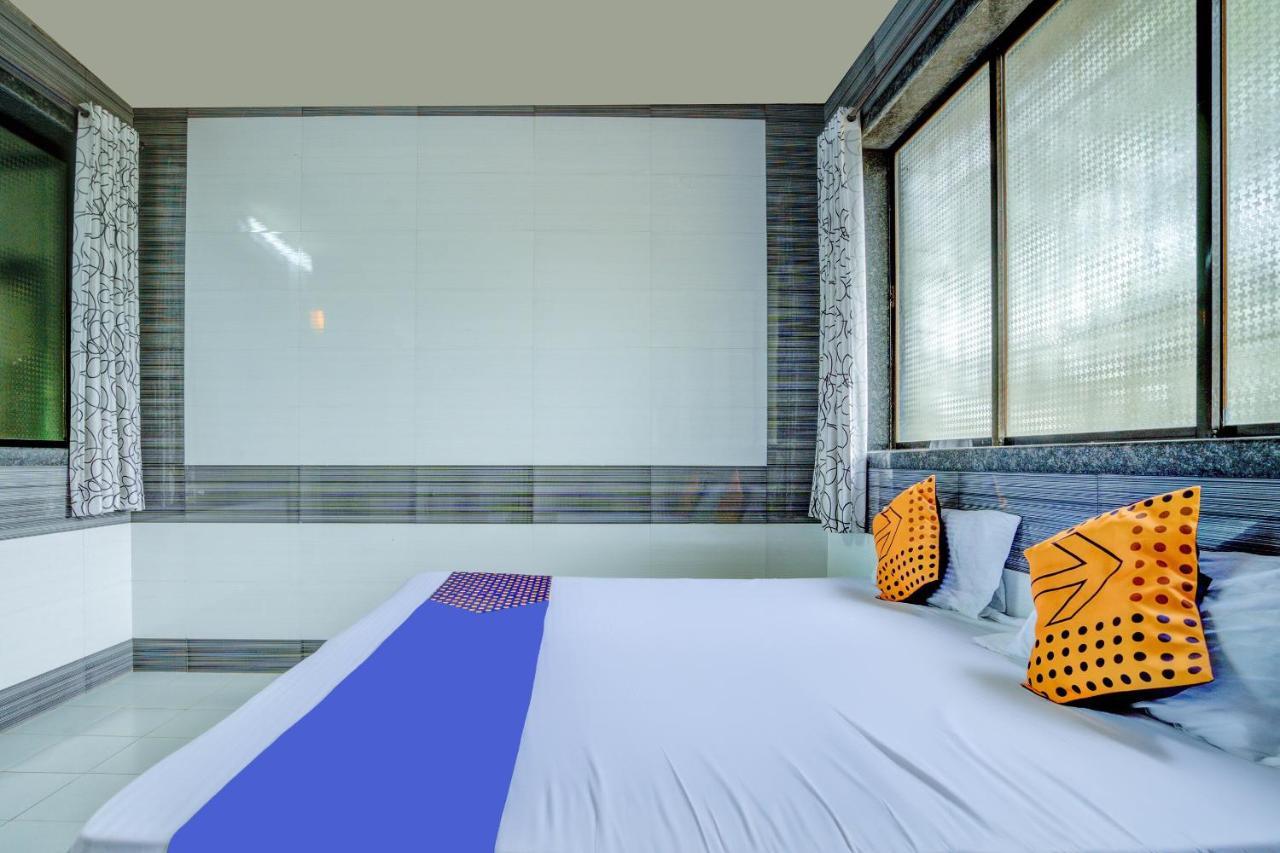 Spot On 63917 Hotel Dolphin Garden Kolad Extérieur photo